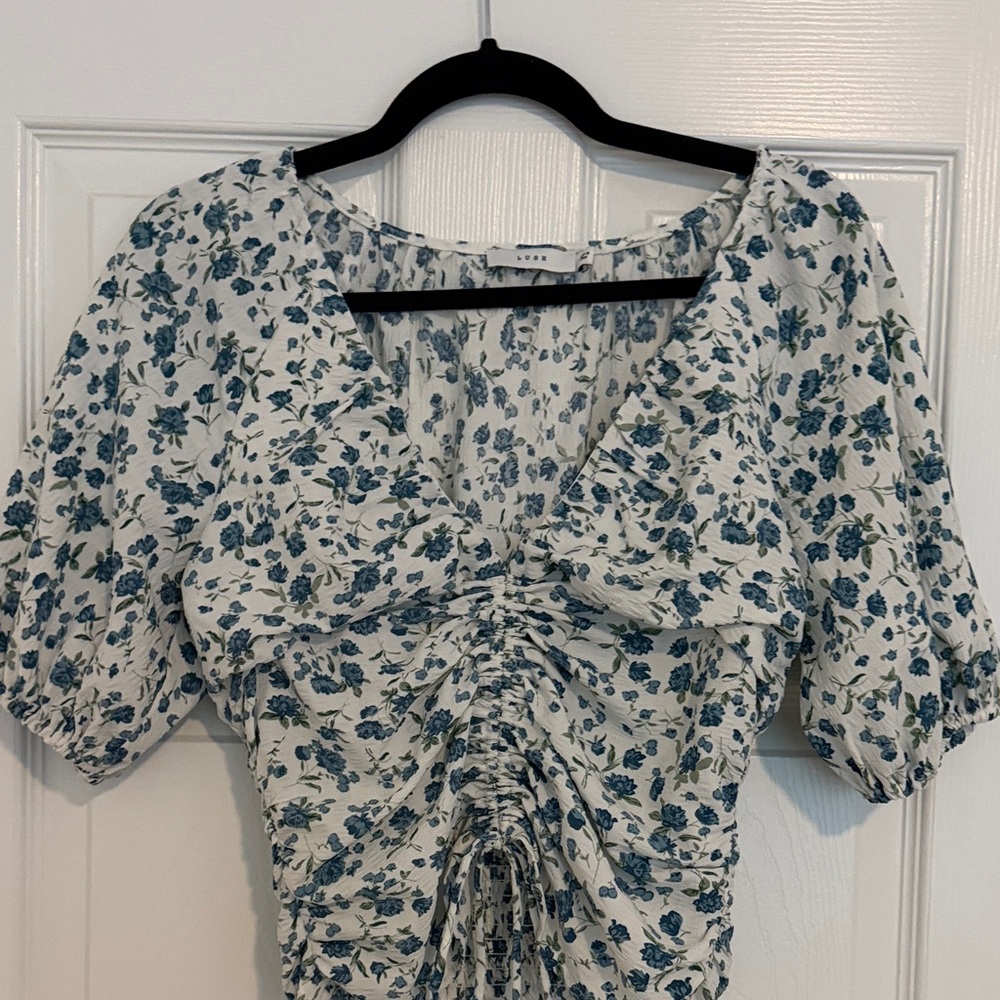 LUSH Floral Ruched Top M
